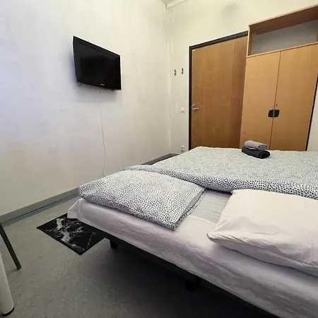 Hostel Hmi Smart Group 668 *